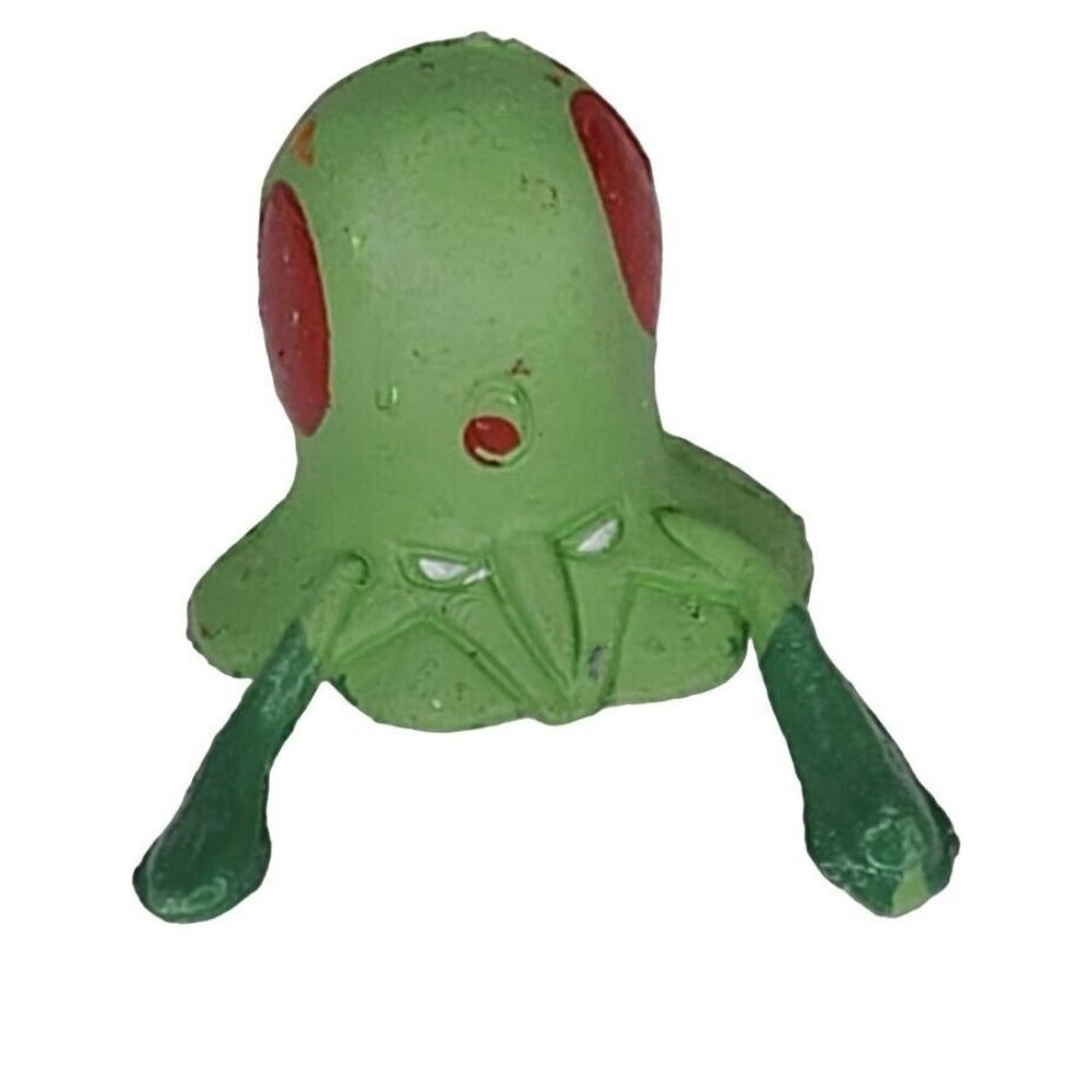 Pokemon 2000s Mini Vinyl RL Gumball Miniature Size Tentacool Action Figure